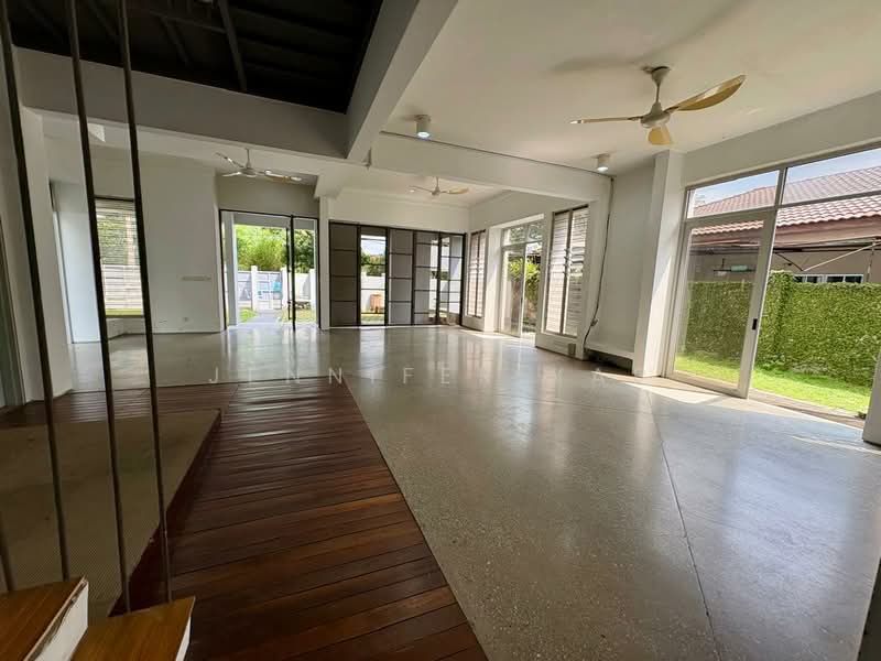 Commercial Bungalow for Rent in Seksyen 1 (Petaling Jaya) - Jennifer Yap - Ground floor space - PropertyGuru.com.my