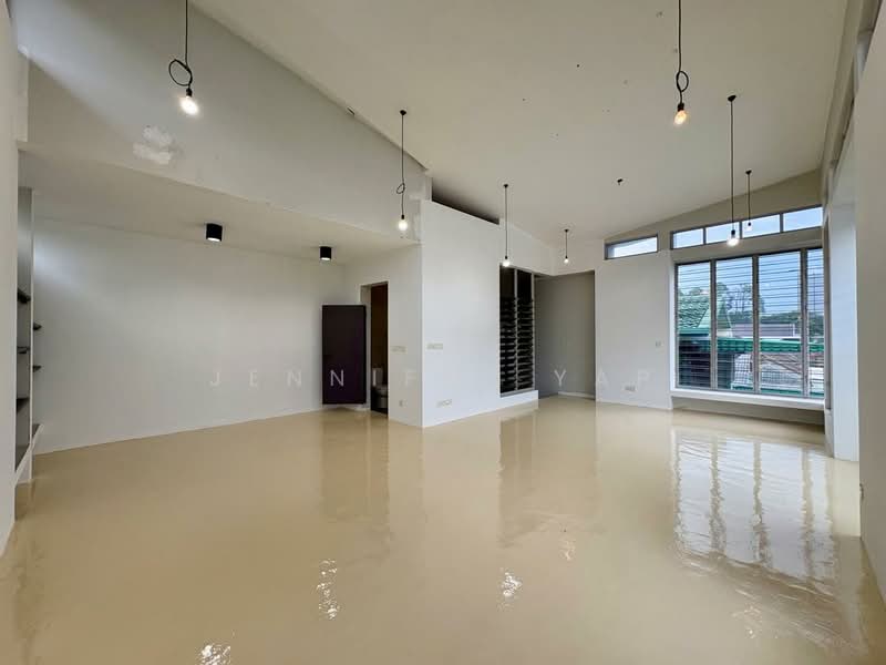 Commercial Bungalow for Rent in Seksyen 1 (Petaling Jaya) - Jennifer Yap - Master bedroom - PropertyGuru.com.my