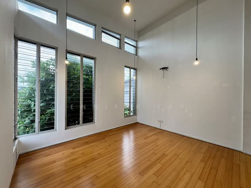 Commercial Bungalow for Rent in Seksyen 1 (Petaling Jaya) - Jennifer Yap - 3rd bedroom - PropertyGuru.com.my