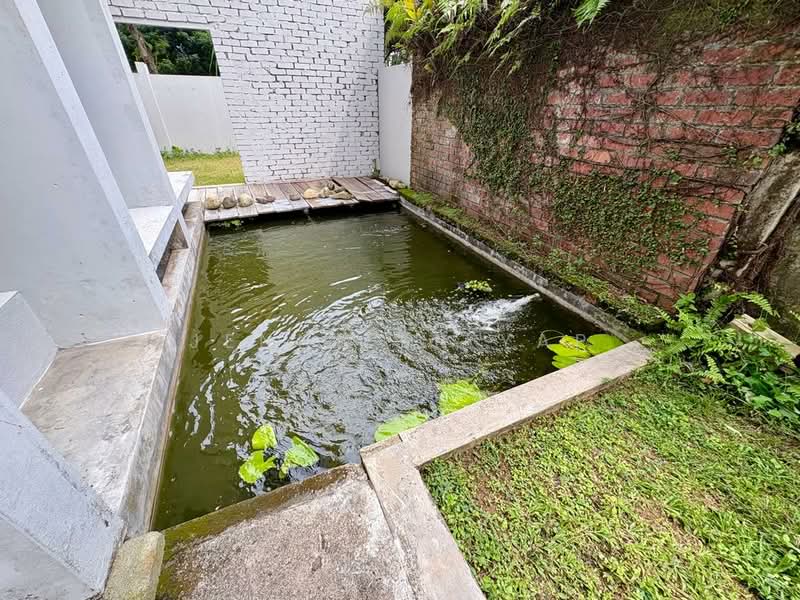Commercial Bungalow for Rent in Seksyen 1 (Petaling Jaya) - Jennifer Yap - water feature - PropertyGuru.com.my