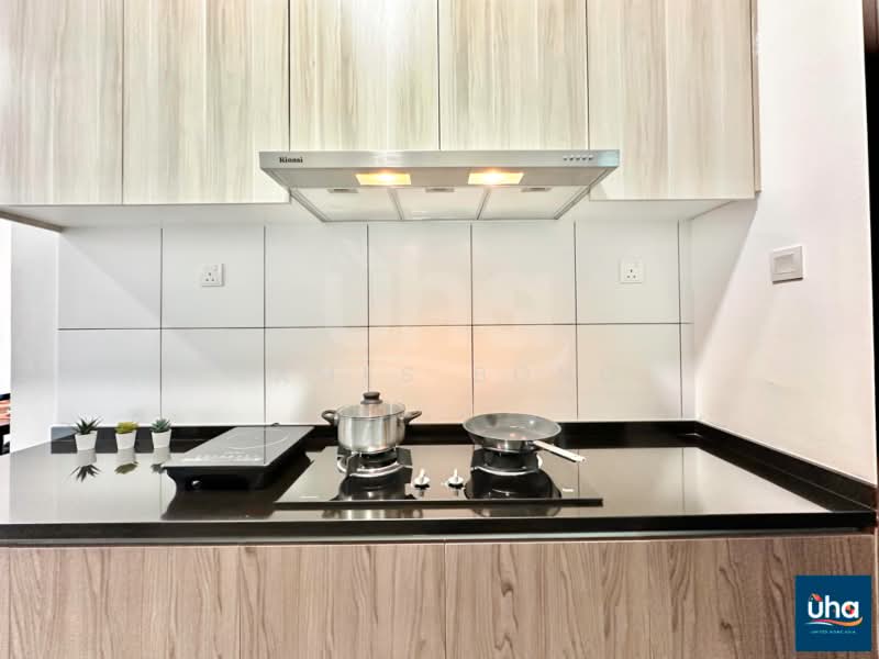 Pangsapuri untuk Disewa di Molek Regency - James Bong - Kitchen - PropertyGuru.com.my