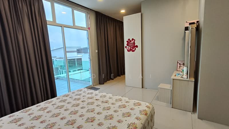 Cluster House for Sale in Taman Mutiara Mas (Skudai) - Eddie Lai - PropertyGuru.com.my