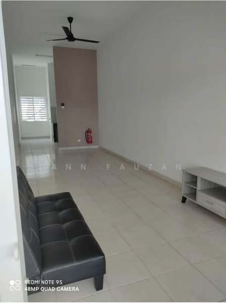 1-storey Terraced House for Sale in Rawang (Selangor) - Zann Fauzan - Living Room - PropertyGuru.com.my