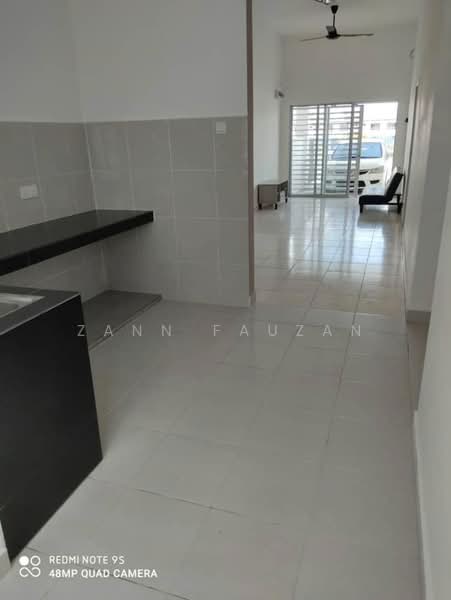 1-storey Terraced House for Sale in Rawang (Selangor) - Zann Fauzan - Kitchen - PropertyGuru.com.my