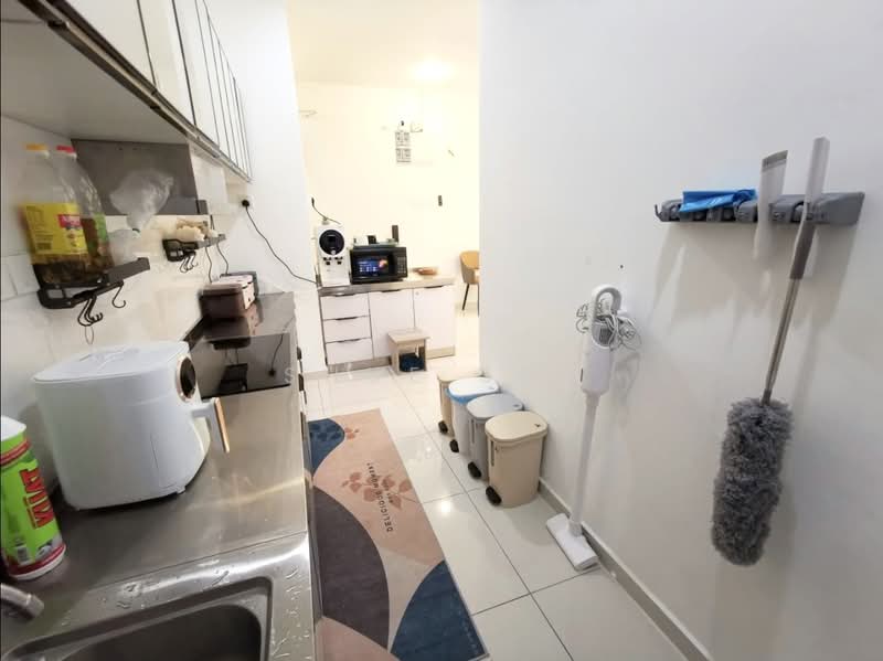 Service Residence for Rent at Kenwingston Skylofts - Shue Sen - Kitchen - PropertyGuru.com.my