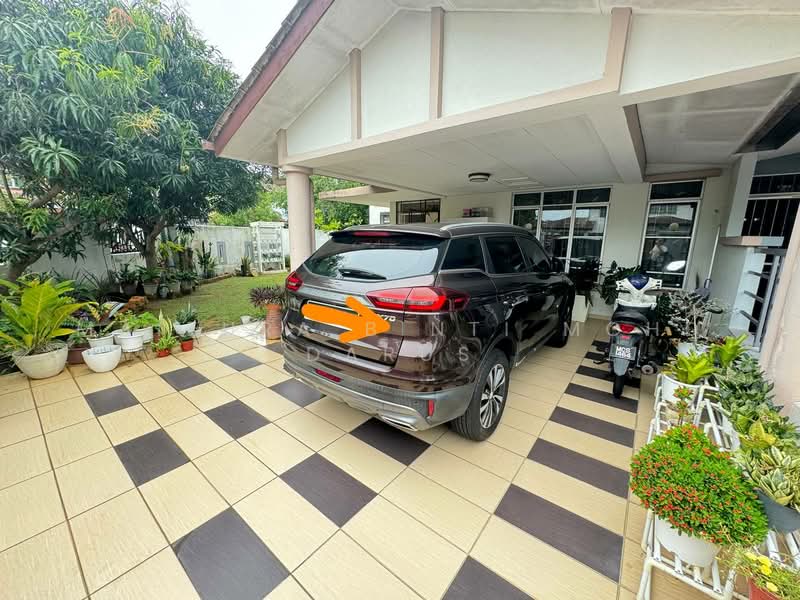 Rumah Teres untuk Dijual di Kajang (Selangor) - Maizura binti Mohd Darus - Exterior - PropertyGuru.com.my