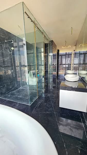 Kondominium untuk Dijual di Setia V Residences - Sharon Wong - Bathroom - PropertyGuru.com.my