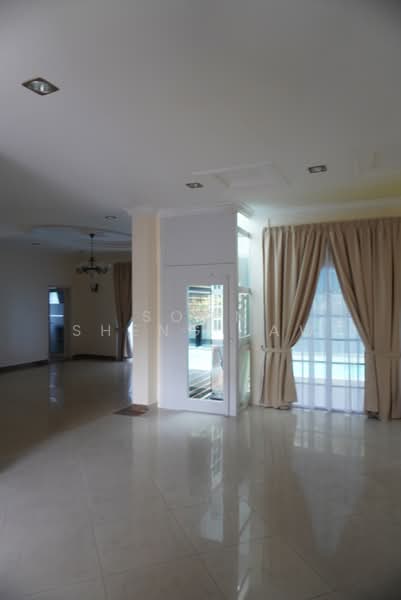 Rumah Banglo untuk Disewa di Country Heights (Kajang) - Soon Sheng Law - Living Room - PropertyGuru.com.my
