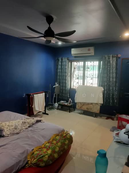 2-storey Terraced House for Sale in Damansara Kim (Petaling Jaya) - Jamie Leong - Bedroom - PropertyGuru.com.my