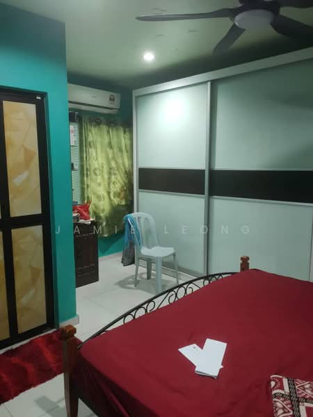 2-storey Terraced House for Sale in Damansara Kim (Petaling Jaya) - Jamie Leong - Bedroom - PropertyGuru.com.my