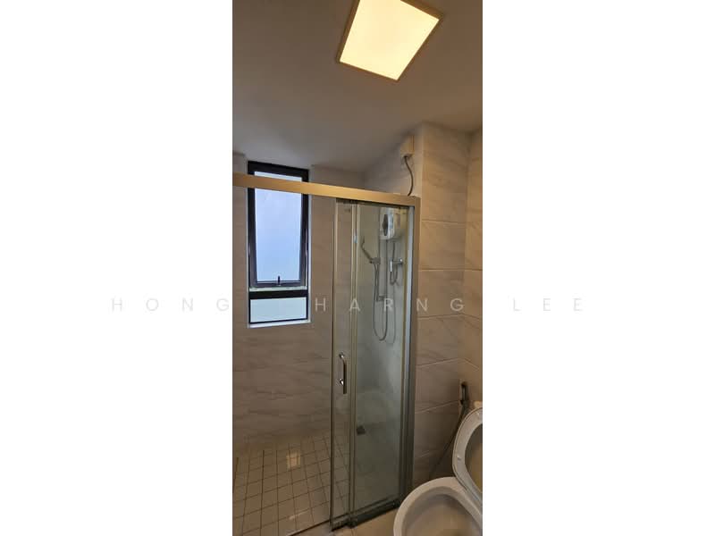 Pangsapuri untuk Disewa di Starview Bay @ Forest City - Hong Charng Lee - Bathroom - PropertyGuru.com.my