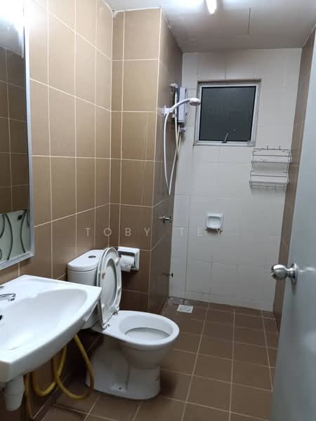 Servis Apartment untuk Disewa di The Arc - Toby Tey - Bathroom - PropertyGuru.com.my