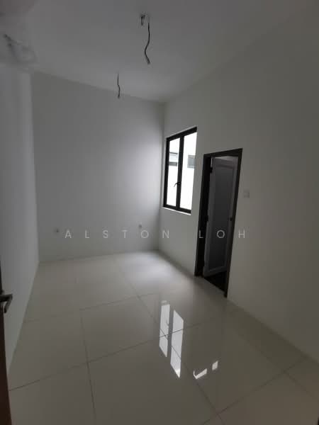 Rumah Teres 4 Tingkat untuk Dijual di Taman Rifle (Ayer Itam) - Alston Loh - Interior - PropertyGuru.com.my