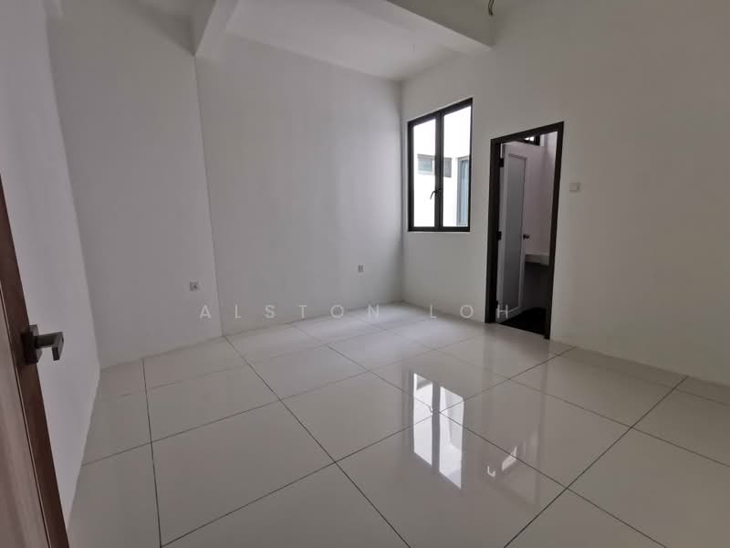 Rumah Teres 4 Tingkat untuk Dijual di Taman Rifle (Ayer Itam) - Alston Loh - Interior - PropertyGuru.com.my