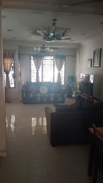 2-storey Terraced House for Sale in Taman Puchong Tekali (Puchong) - Tey Siew Zing - Living Room - PropertyGuru.com.my