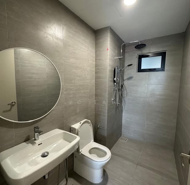Servis Apartment untuk Disewa di Residensi Ava @ Kiara Bay - JC Tay - Bathroom - PropertyGuru.com.my