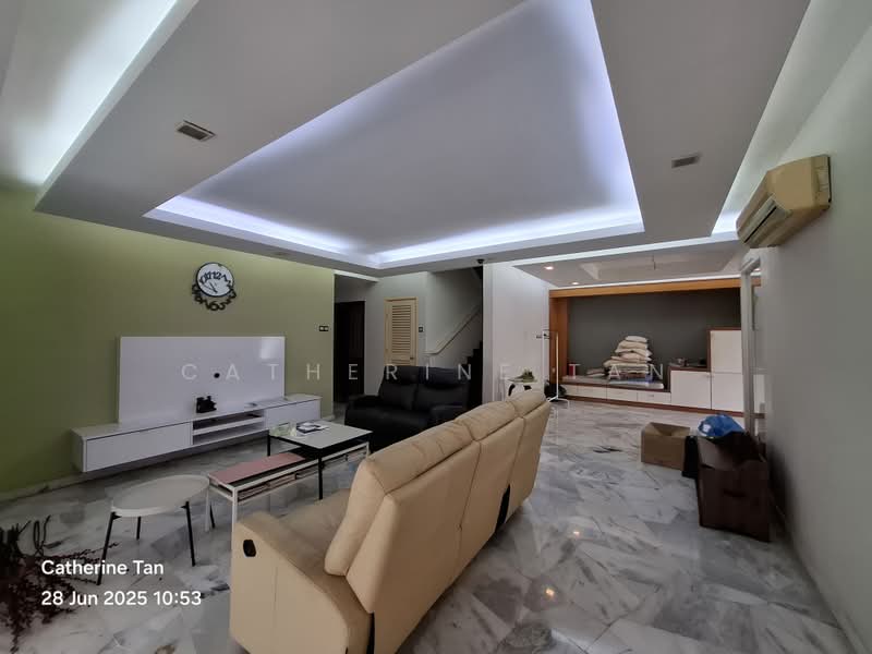 Rumah Teres 2 Tingkat untuk Dijual di Putra Heights (Subang Jaya) - Catherine Tan - Living Room - PropertyGuru.com.my