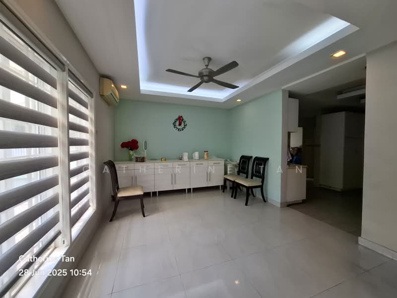 Rumah Teres 2 Tingkat untuk Dijual di Putra Heights (Subang Jaya) - Catherine Tan - Living Room - PropertyGuru.com.my