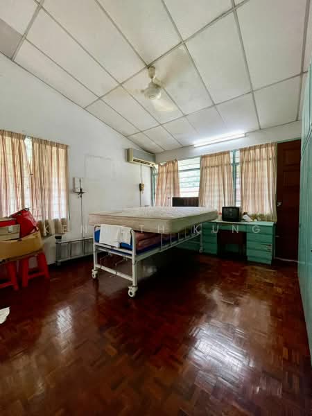 Rumah Berkembar untuk Dijual di Mount Erskine (Tanjung Tokong) - Kenneth Kung - Bedroom - PropertyGuru.com.my