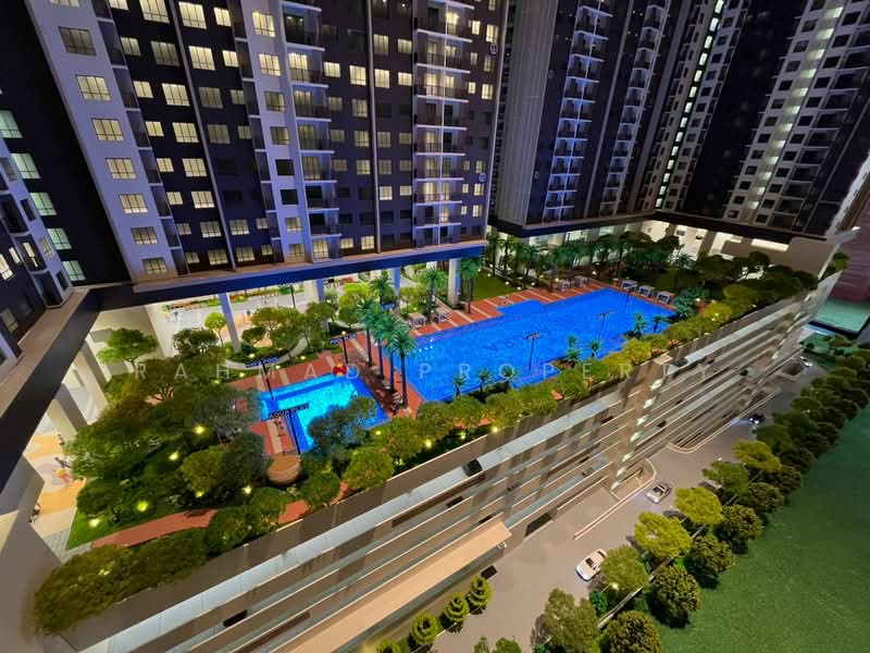 Condominium for Sale at M Azura - Rahmad Property - Exterior - PropertyGuru.com.my