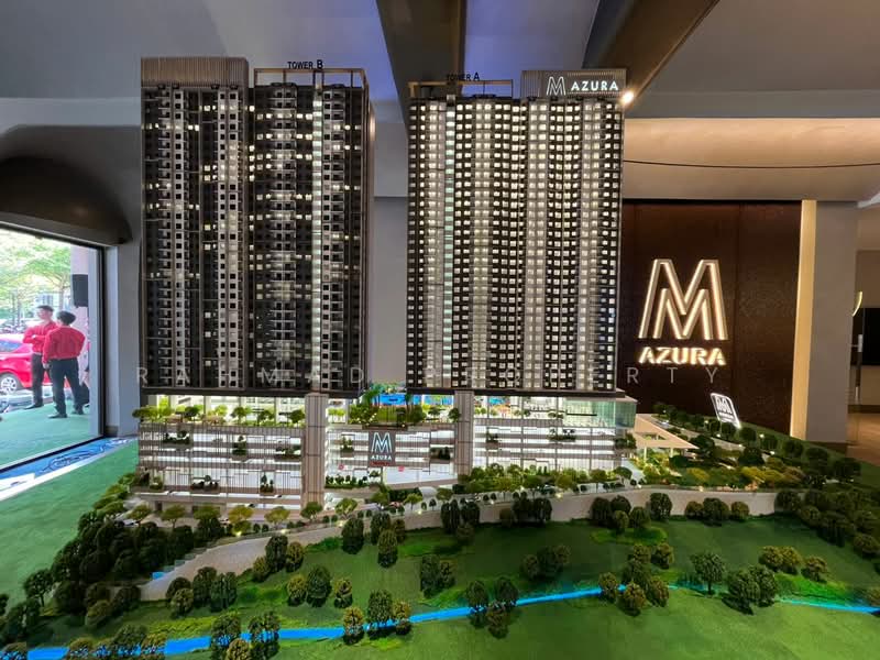 Condominium for Sale at M Azura - Rahmad Property - Exterior - PropertyGuru.com.my