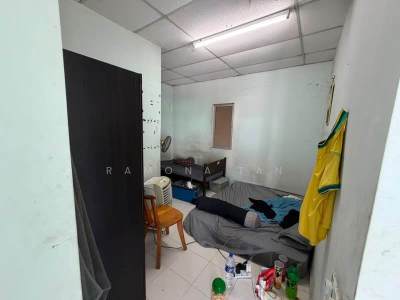Factory for Sale in Taman Iks Merdeka (Batu Berendam) - Ramona Tan - Bedroom - PropertyGuru.com.my