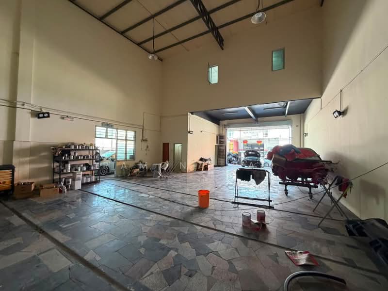Factory for Sale in Taman Iks Merdeka (Batu Berendam) - Ramona Tan - Interior - PropertyGuru.com.my