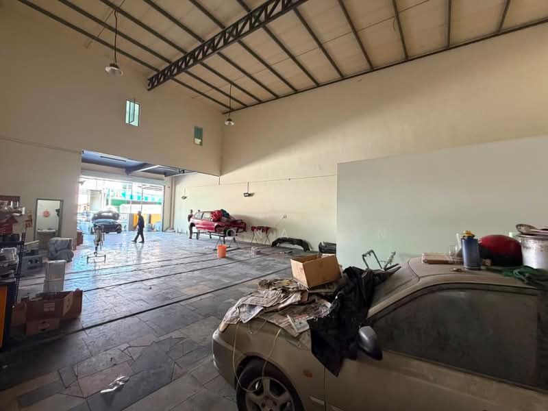 Factory for Sale in Taman Iks Merdeka (Batu Berendam) - Ramona Tan - Car Park - PropertyGuru.com.my