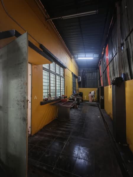 Factory for Sale in Taman Iks Merdeka (Batu Berendam) - Ramona Tan - Interior - PropertyGuru.com.my
