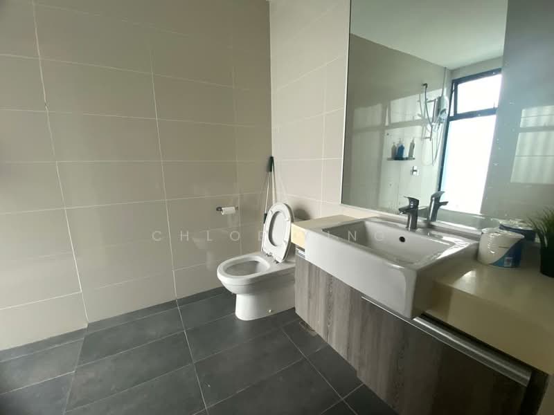 Servis Apartment untuk Disewa di Southkey Mosaic - Chloe Ying - Bathroom - PropertyGuru.com.my
