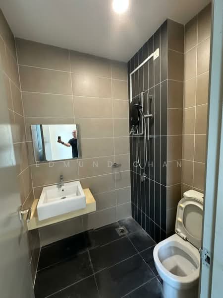 Semi-Detached House for Sale in D'Island (Puchong) - Edmund Chan - Bathroom - PropertyGuru.com.my