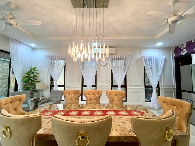 Rumah Banglo untuk Disewa di Riverview Kemensah (Melawati) - Daniel Chin - Dining Room - PropertyGuru.com.my