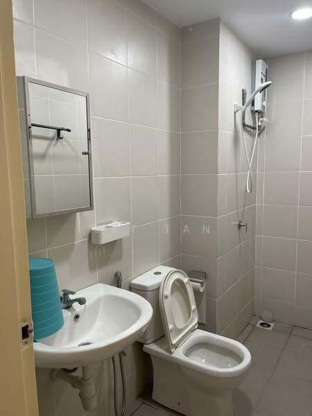 Pangsapuri untuk Disewa di Residensi Seri Wahyu - Jet Tan - Bathroom - PropertyGuru.com.my