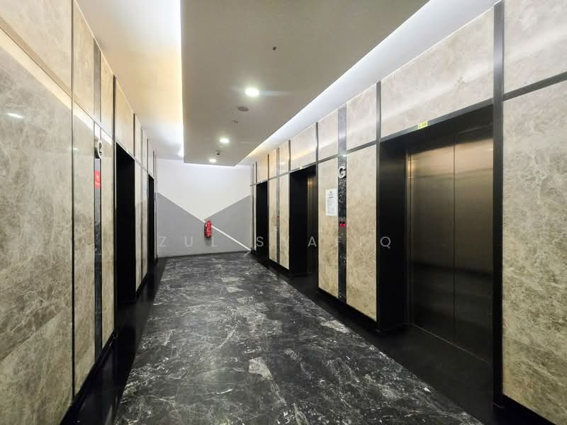 Servis Apartment untuk Dijual di KL Traders Square - Zul Syafiq - Corridor - PropertyGuru.com.my