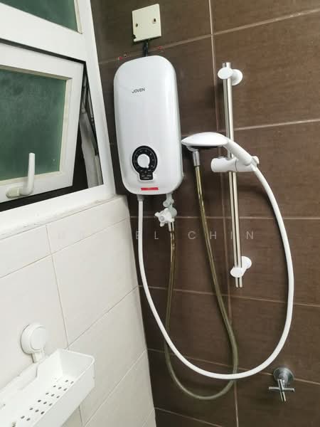 Servis Apartment untuk Disewa di Saville @ Melawati - Daniel Chin - Bathroom - PropertyGuru.com.my