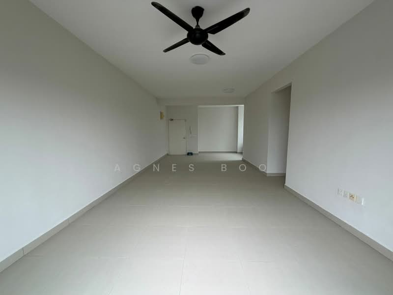 Pangsapuri untuk Dijual di Perling Heights Apartments - Agnes Boo - Living Room - PropertyGuru.com.my