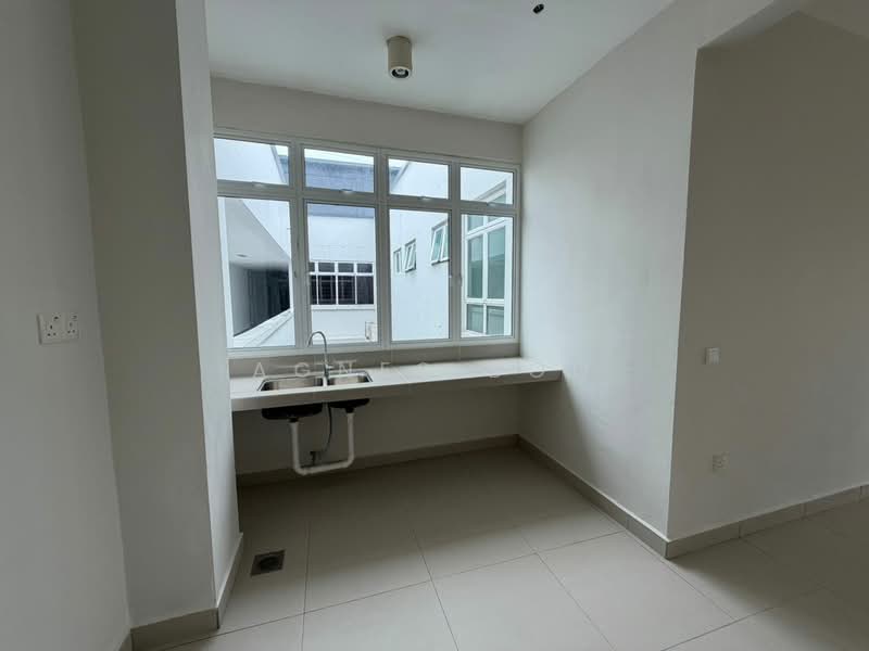 Pangsapuri untuk Dijual di Perling Heights Apartments - Agnes Boo - Interior - PropertyGuru.com.my