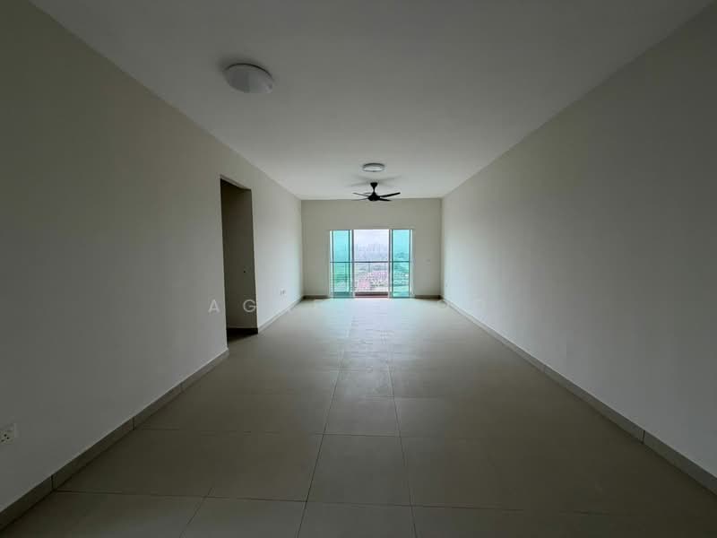 Pangsapuri untuk Dijual di Perling Heights Apartments - Agnes Boo - Living Room - PropertyGuru.com.my