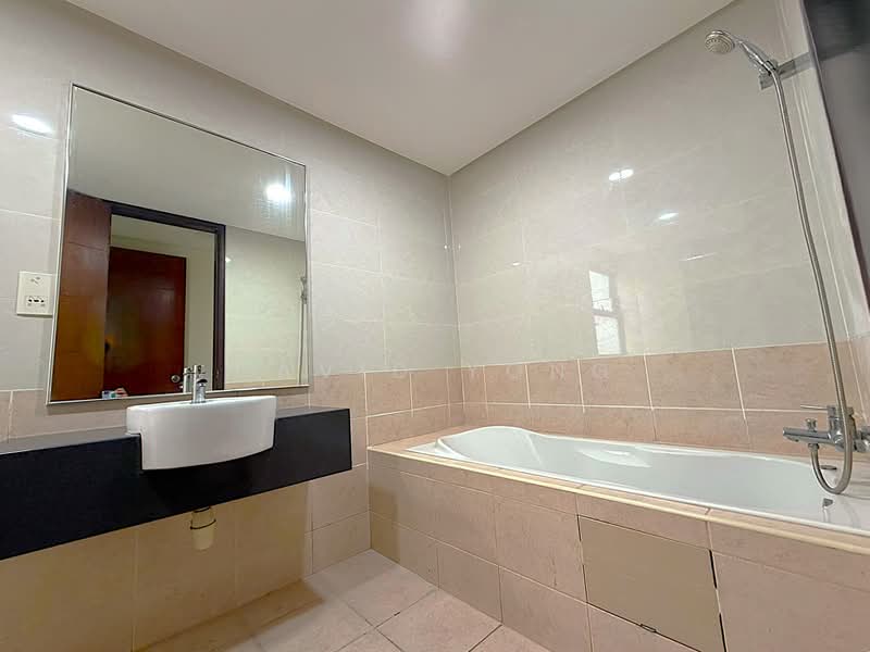 Condominium for Sale at Nautica Lake Suites - David Yong - Bathroom - PropertyGuru.com.my