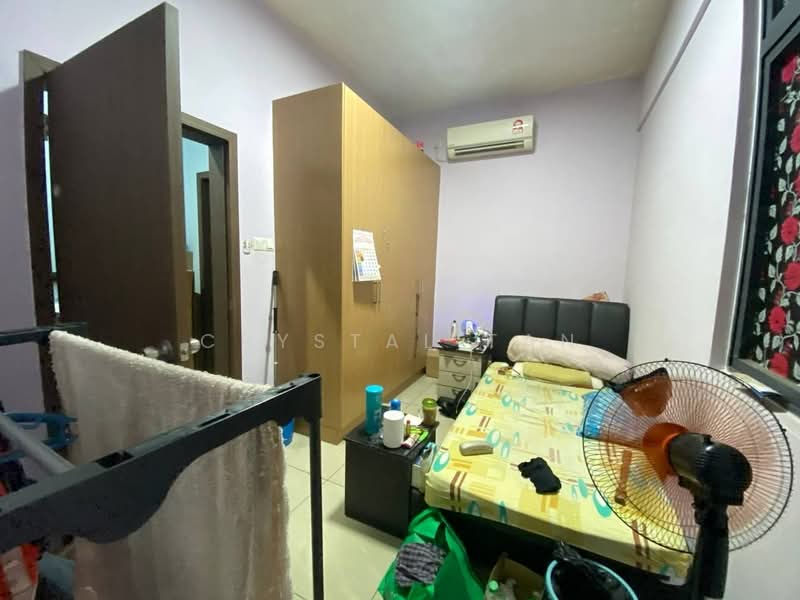 Service Residence for Sale at D'Secret Garden 2 (Pangsapuri Kempas Indah 2) - Crystal Tan - Bedroom - PropertyGuru.com.my