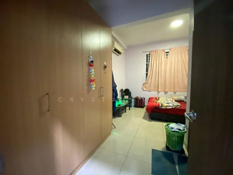 Service Residence for Sale at D'Secret Garden 2 (Pangsapuri Kempas Indah 2) - Crystal Tan - Bedroom - PropertyGuru.com.my