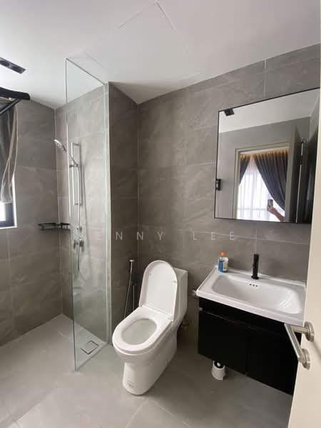 Service Residence for Rent at Quinn Residence - Kenny Lee - Bathroom - PropertyGuru.com.my