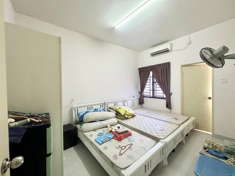2-storey Terraced House for Sale in Taman Seri Austin (Tebrau) - Yik Tat - PropertyGuru.com.my