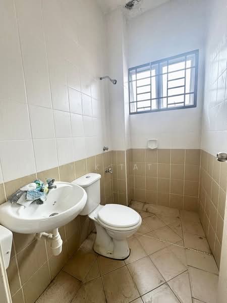 2-storey Terraced House for Sale in Taman Seri Austin (Tebrau) - Yik Tat - PropertyGuru.com.my