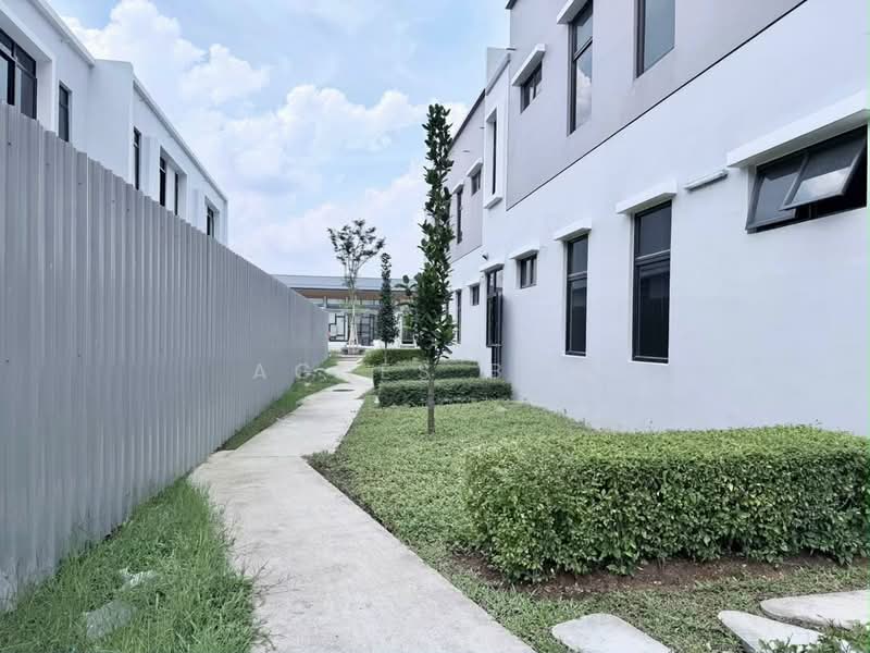 Rumah Teres 2 Tingkat untuk Dijual di Taman Mount Austin (Tebrau) - Agnes Boo - Exterior - PropertyGuru.com.my