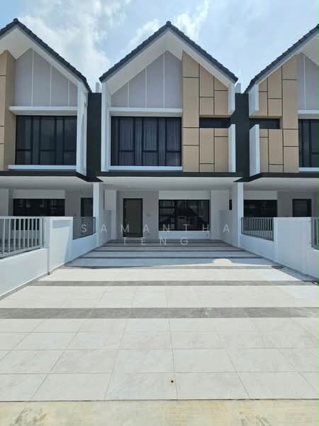 Rumah Teres 2 Tingkat untuk Disewa di Taman Desa Tebrau (Tebrau) - Samantha Teng - PropertyGuru.com.my
