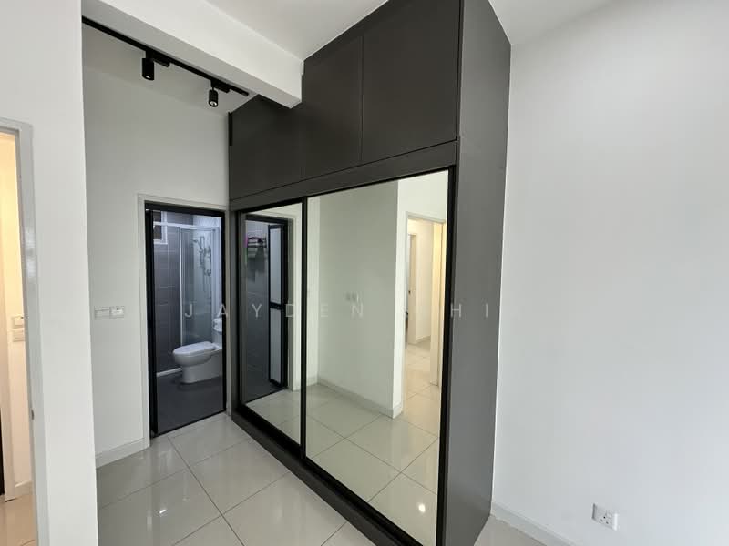 Service Residence for Rent at Savanna Executive Suite @ Southville City - Jayden Chik - Bathroom - PropertyGuru.com.my
