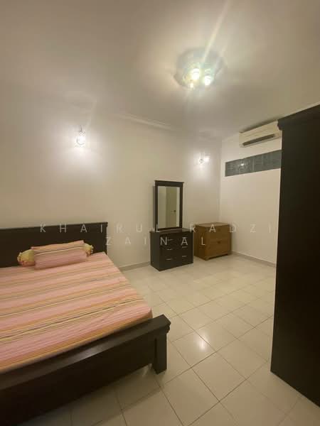 2-storey Terraced House for Rent in Shah Alam (Selangor) - Khairul Radzi Zainal - Bedroom - PropertyGuru.com.my