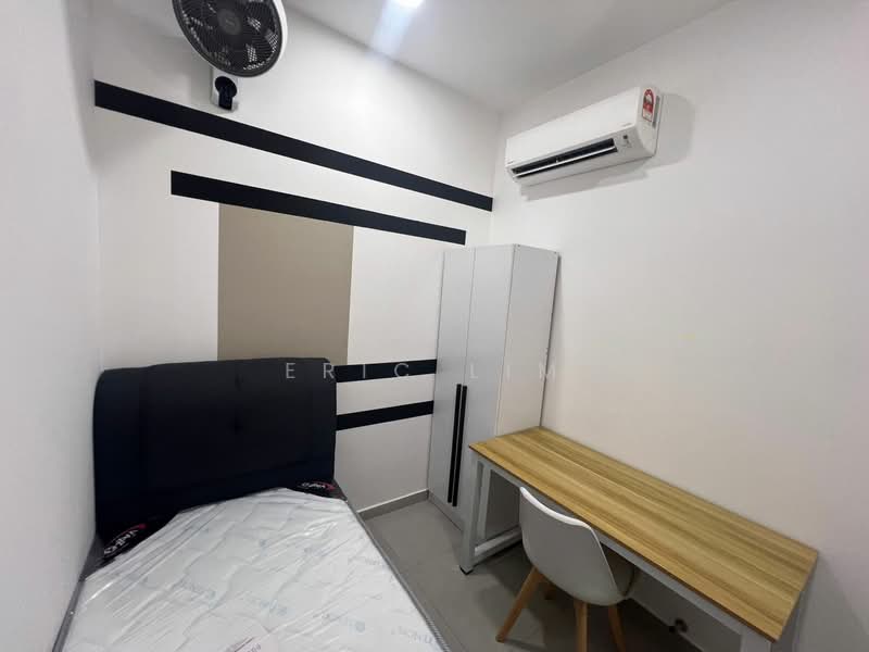 Service Residence for Sale at YOLO Signature Suites - Eric Lim - Bedroom - PropertyGuru.com.my