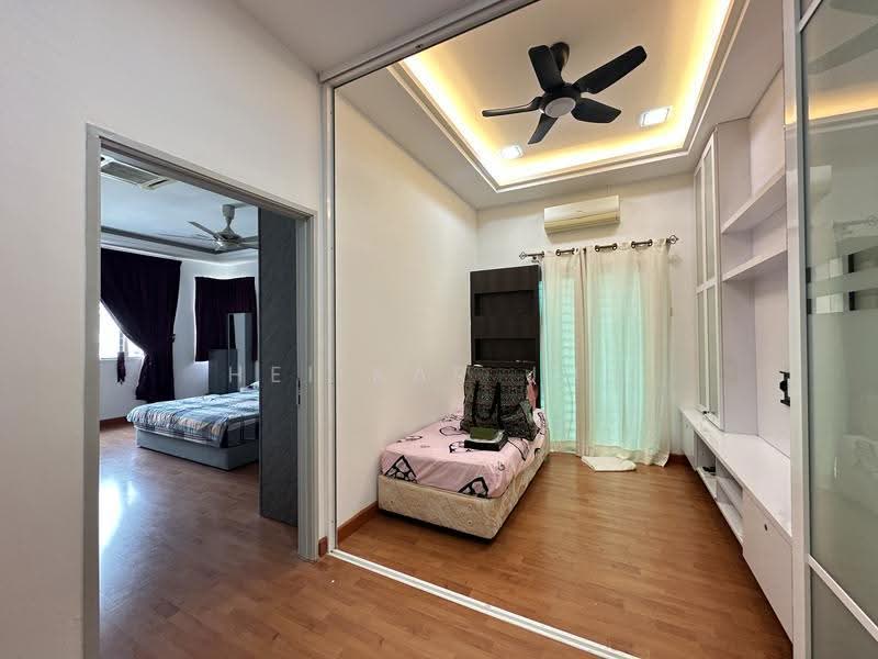 Semi-Detached House for Sale in Batu 9 (Cheras) - Hei Kar Jun - Bedroom - PropertyGuru.com.my